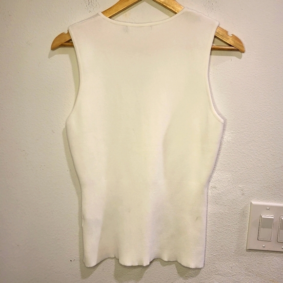 White top with diamond spakle Red by BKE - Picture 2 of 6